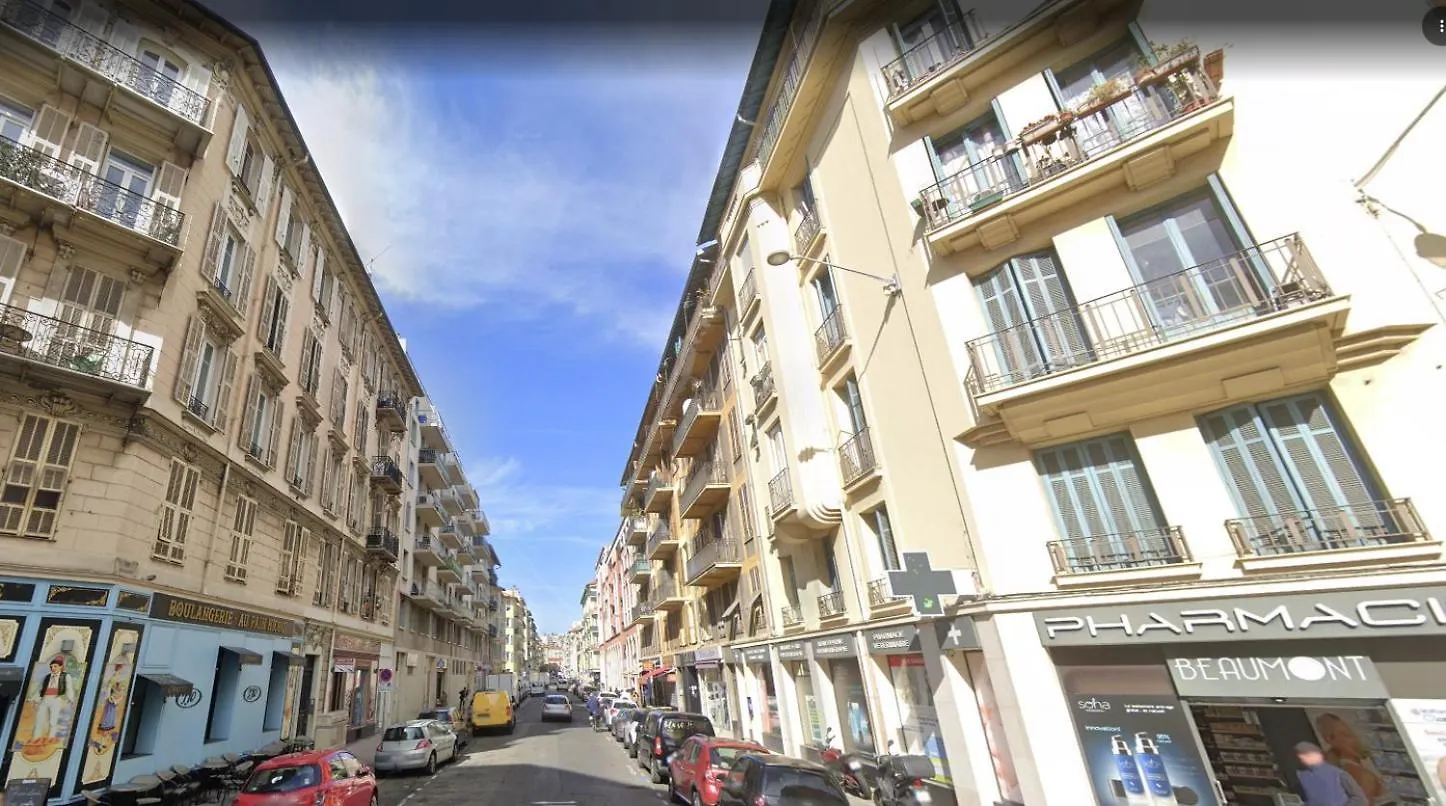 Apartment Appartamento Zona Porto A 10 Mn A Piedi Dal Mare Nice